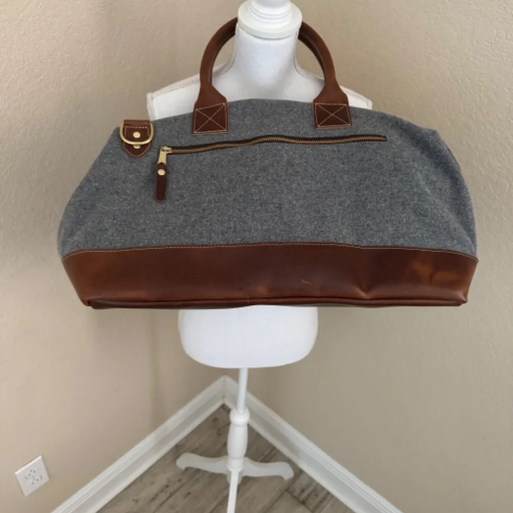 Heritage Gear Tennessee Volunteers Weekender Duffle Bag